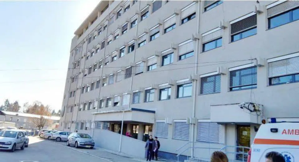 Foto Asistenta șefă a secţiei ORL, diagnosticată cu noul COVID-19. Secția a fost închisă