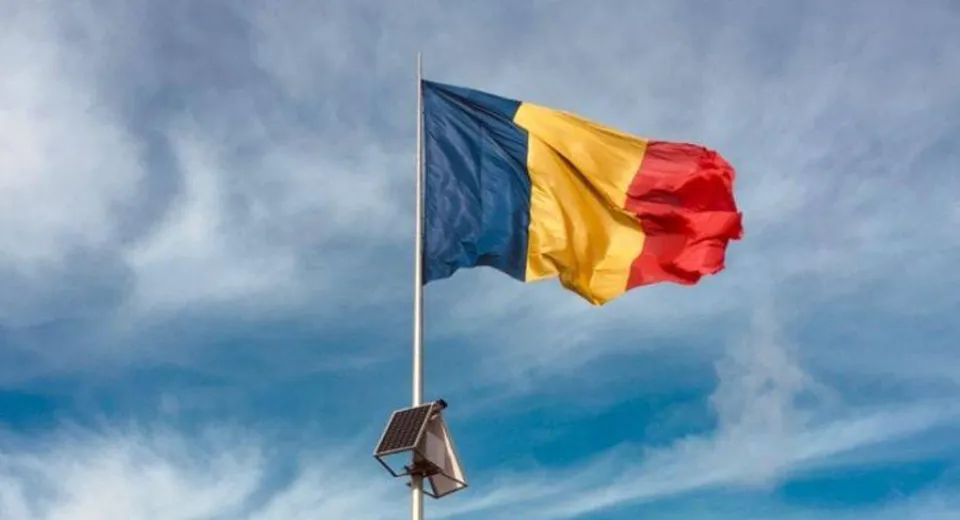 Foto „Dând dovadă de înțelepciune și maturitate putem arăta că suntem patrioți și ne iubim țara!”