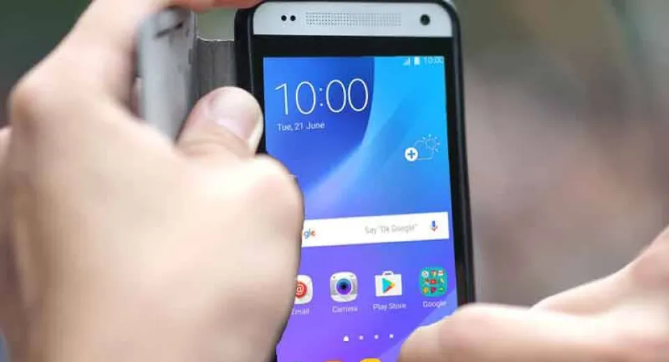 Foto ANCOM: Atenție la roamingul involuntar în județele de graniță!