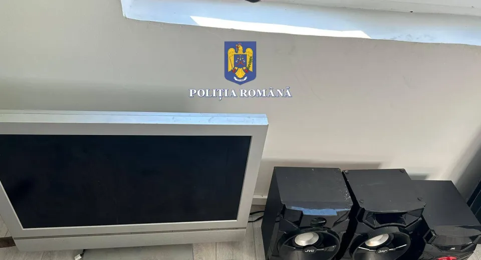Foto Percheziții în Baia de Aramă la persoane bănuite de furt calificat