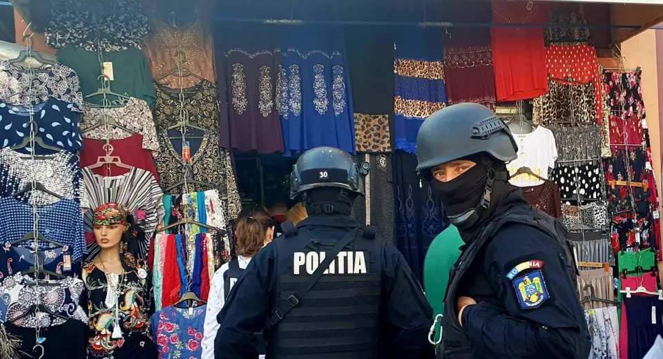 Foto Contrabandiștii de țigări din Severin, în vizorul polițiștilor. Acțiune organizată vineri 