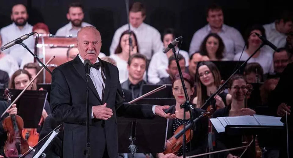 Foto Tudor Gheorghe a comparat folclorul din comunism cu manelele: ”Erau mai cinstite alea”