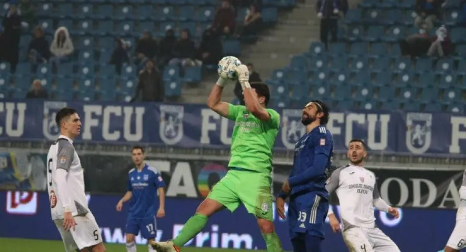Foto Lacrimi în Bănie. Încă o înfrângere pe teren propriu. FC Universitatea Craiova - Academica Clinceni, 1-2!