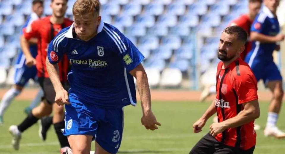 Foto Fără Bauza și Baeten e mult de muncă. FC U Craiova-CSM Reșița, scor 2-0